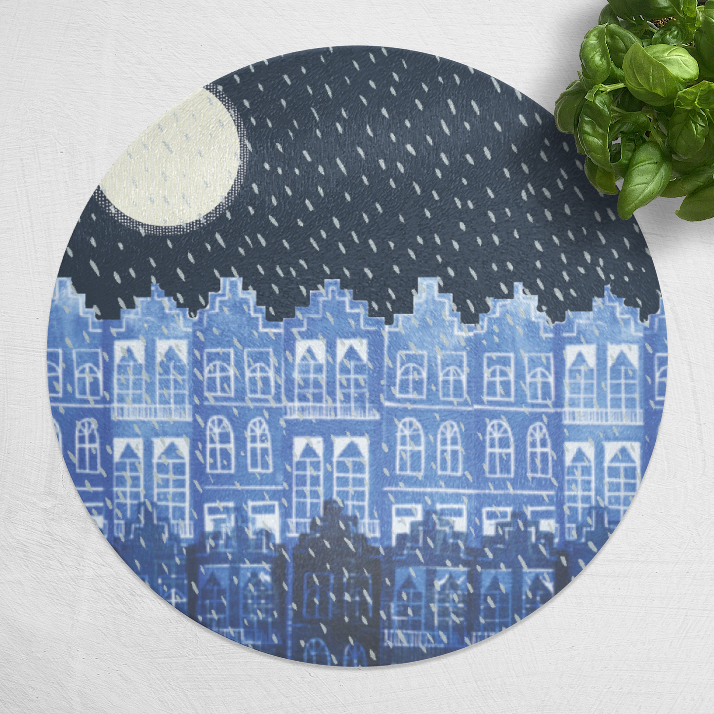 Snowy Edinburgh Glass Pot Stand