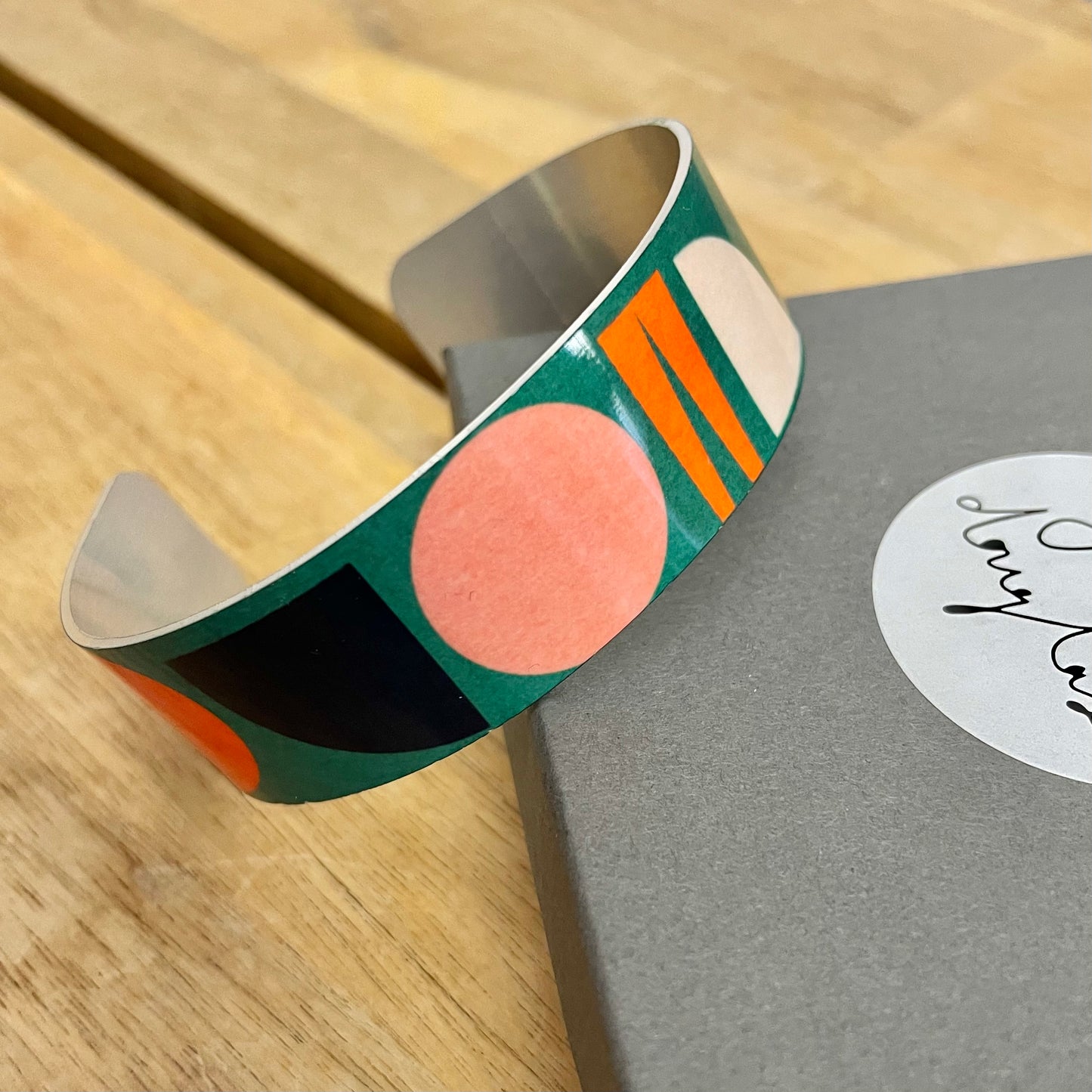 Shape Narrow Cuff (Green)