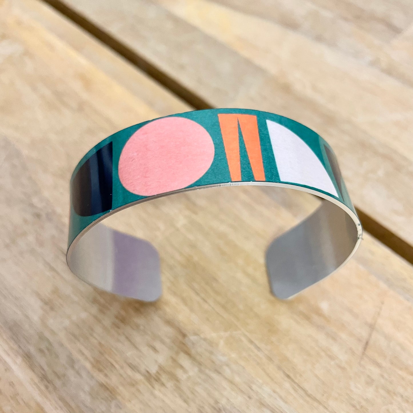 Shape Narrow Cuff (Green)