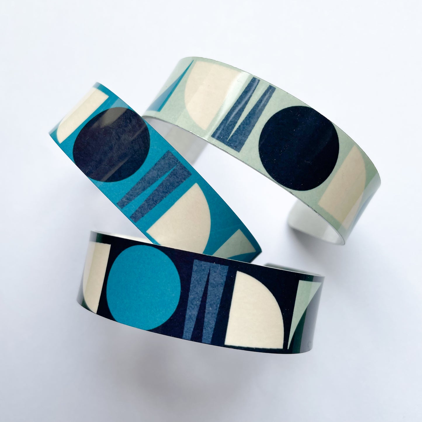 Shape Cuff Bracelet (Sea Foam)
