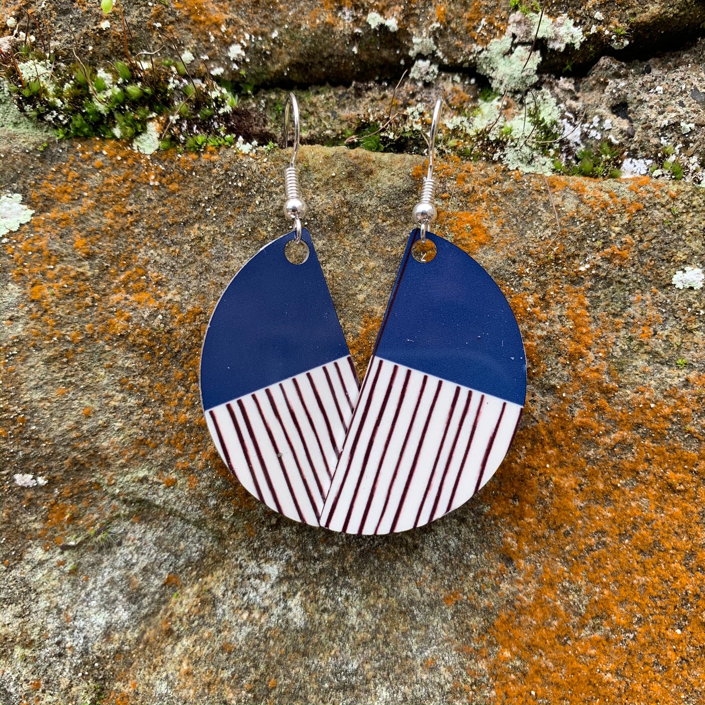 Peony Arc Earrings (Navy)