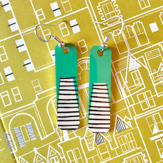 Linear Earrings (Green) - NEW