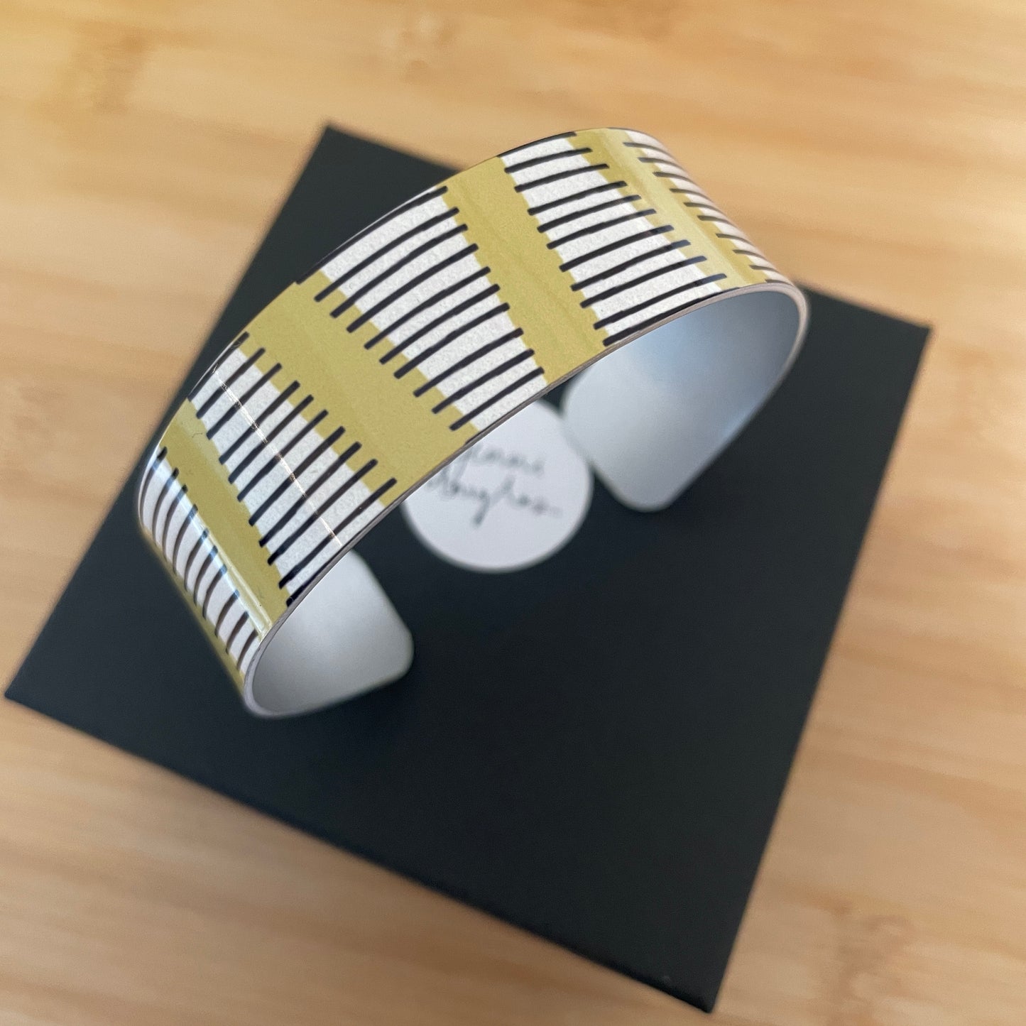 Linear Narrow Cuff (Ochre) - NEW