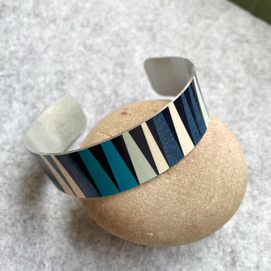 Strata Cuff Bracelet (Navy)